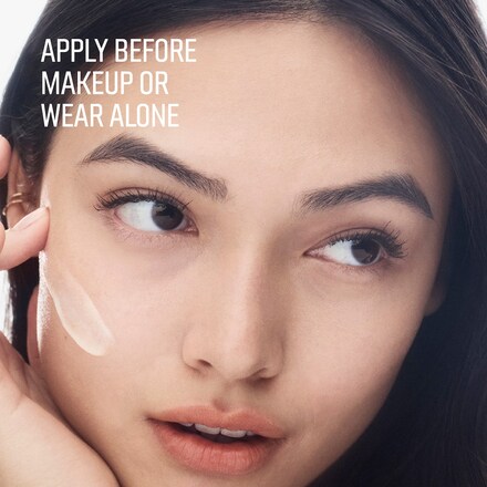 Hydratant et base de maquillage Base pour le visage enrichie en vitamines